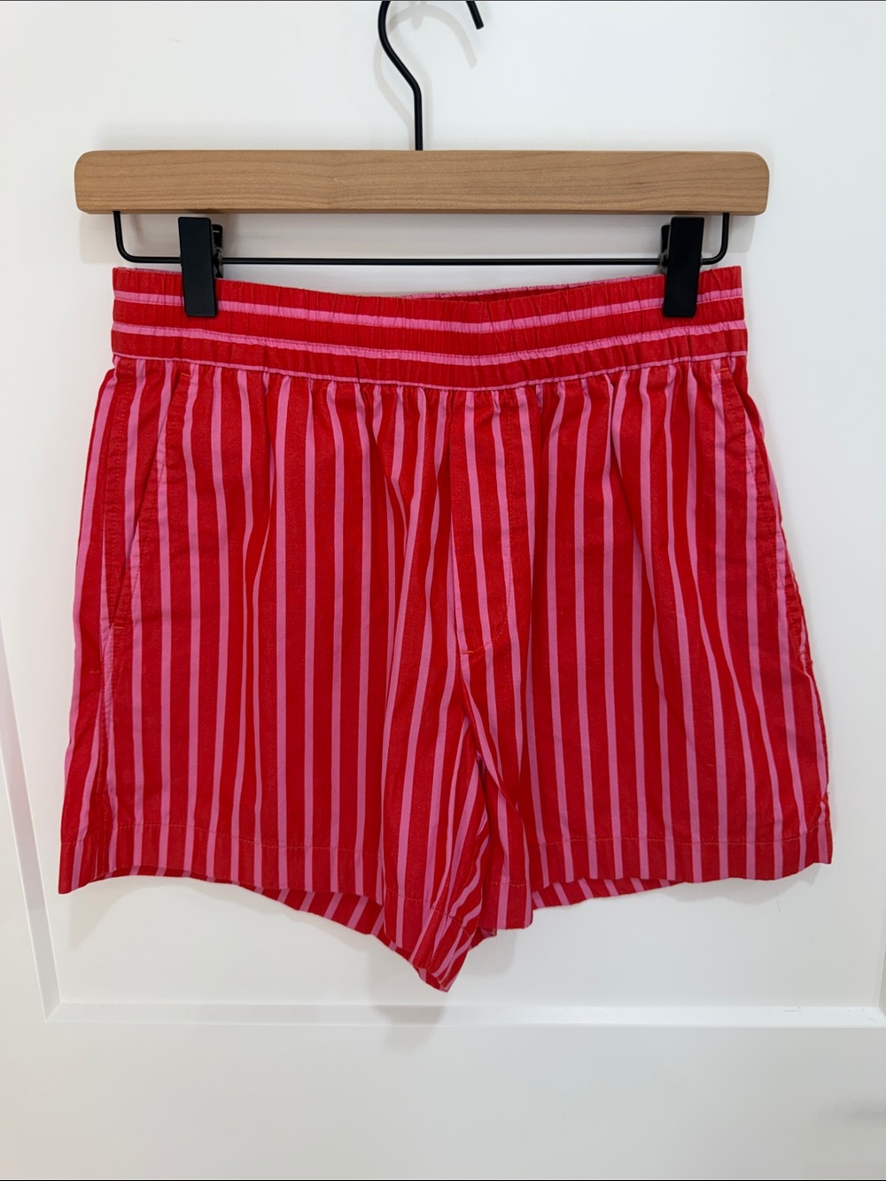Red & Pink Striped Women’s Elastic-Waist Shorts
